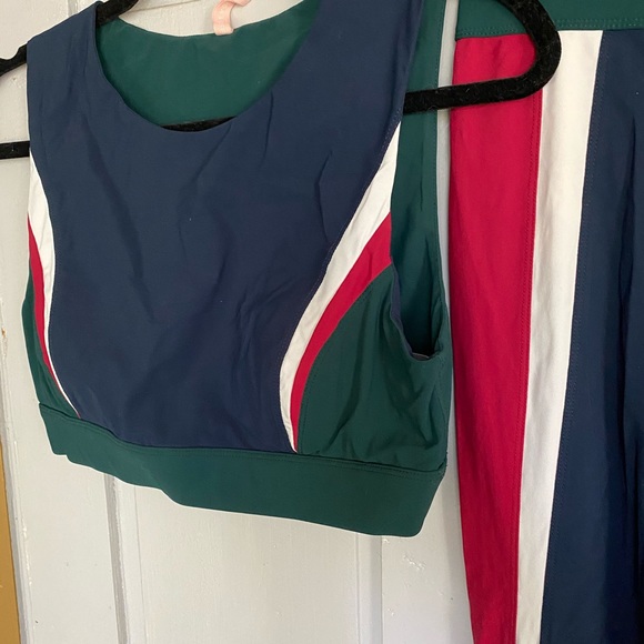 No Ka Oi Workout Bra & Leggings Set 3 Large NWOT - Picture 3 of 11